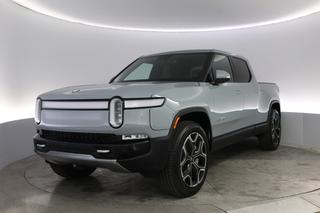 2024 Rivian R1T — VIN 7FCTGCAAXRN030697