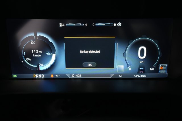 2025 Ford F-150 Lightning — photo 5 of 15