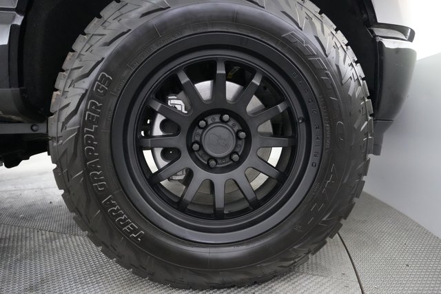 2025 Ford F-150 Lightning — photo 10 of 15
