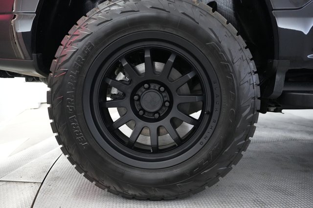 2025 Ford F-150 Lightning — photo 11 of 15