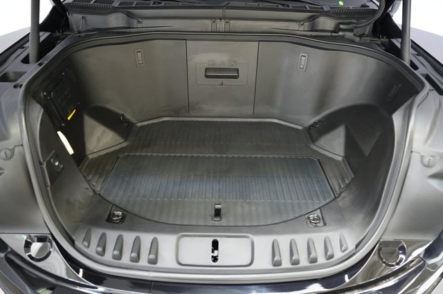 2025 Ford F-150 Lightning — photo 14 of 15