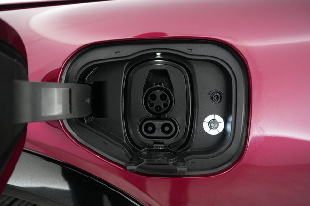 2025 Ford Mustang Mach-E — photo 8 of 21