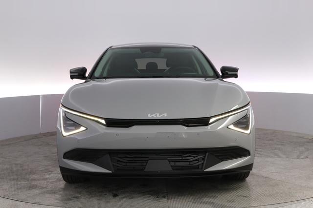 2025 Kia EV6 — photo 9 of 21