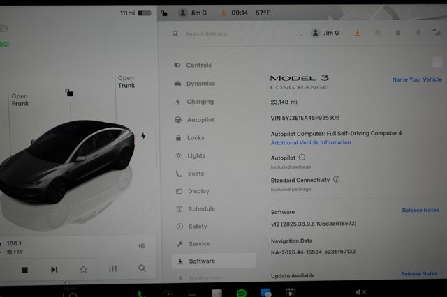 2025 Tesla Model 3 — photo 5 of 24