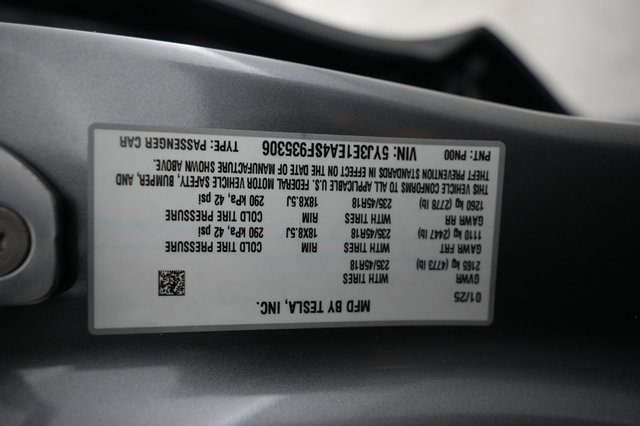 2025 Tesla Model 3 — photo 24 of 24