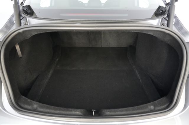 2025 Tesla Model 3 — photo 6 of 24