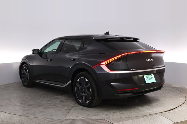 2025 Kia EV6 — photo 13 of 24