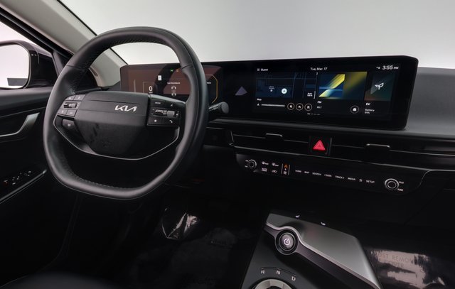 2025 Kia EV6 — photo 20 of 24