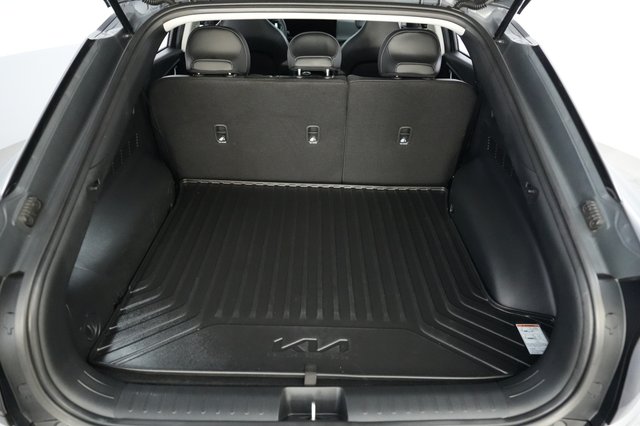 2025 Kia EV6 — photo 6 of 24