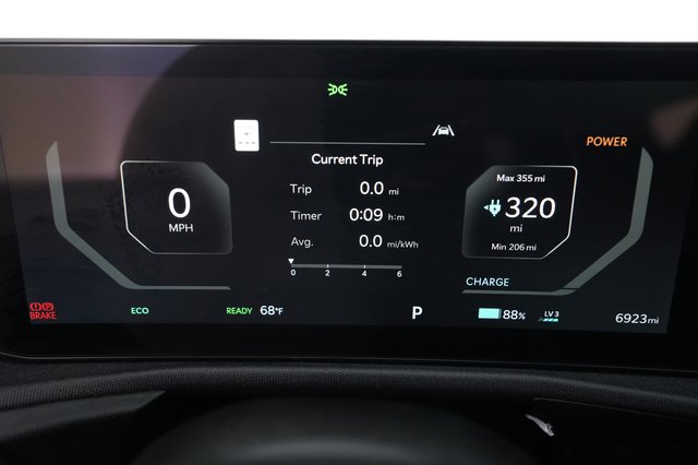 2025 Kia EV6 — photo 5 of 24