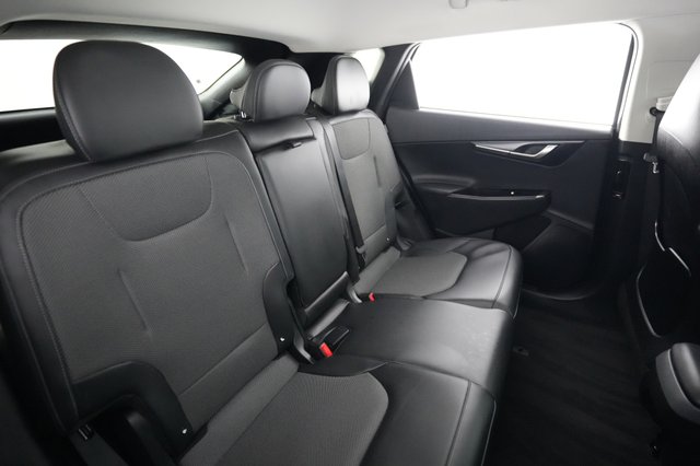 2025 Kia EV6 — photo 4 of 24