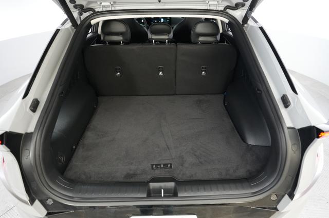 2025 Kia EV6 — photo 6 of 21