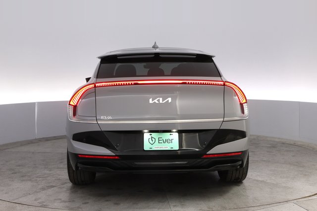 2025 Kia EV6 — photo 12 of 21
