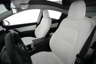 2022 Tesla Model Y — photo 3 of 25