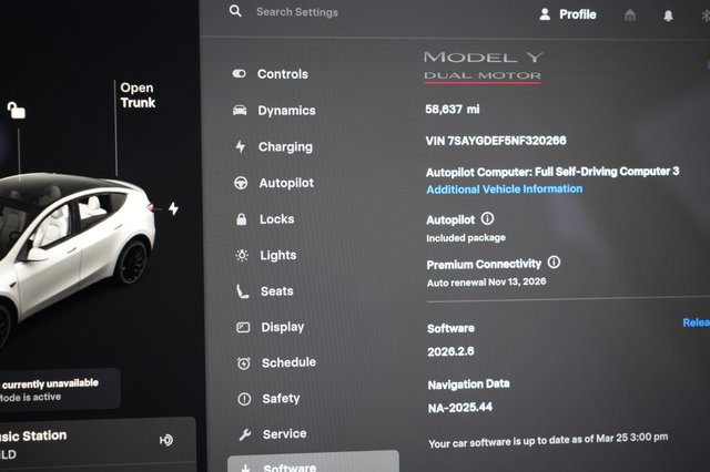 2022 Tesla Model Y — photo 5 of 25