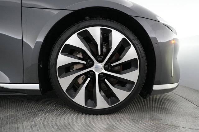 2023 Lucid Air — photo 16 of 24