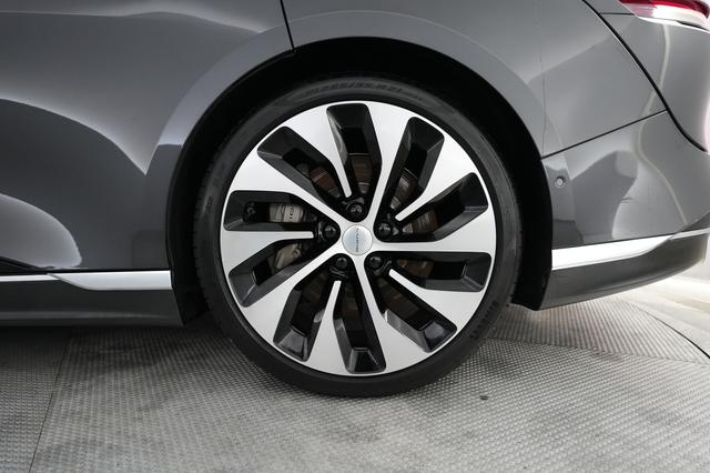 2023 Lucid Air — photo 7 of 24