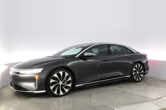 2023 Lucid Air — photo 14 of 23