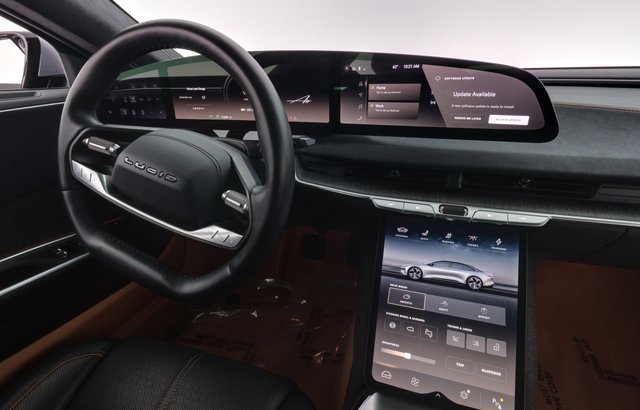 2023 Lucid Air — photo 19 of 23
