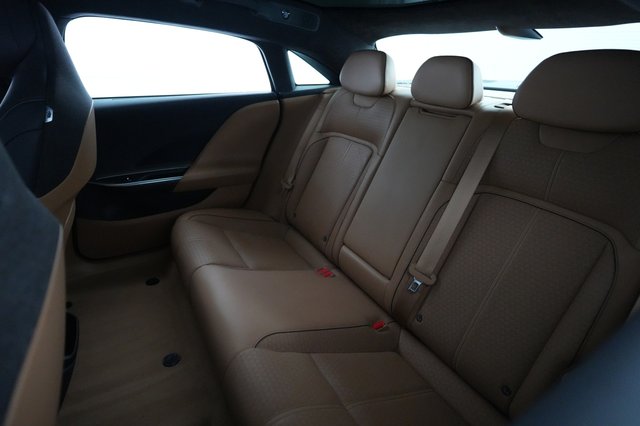 2023 Lucid Air — photo 18 of 23