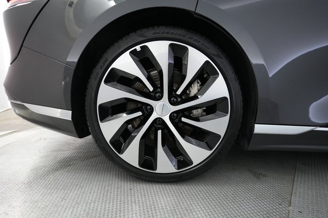 2023 Lucid Air — photo 16 of 23