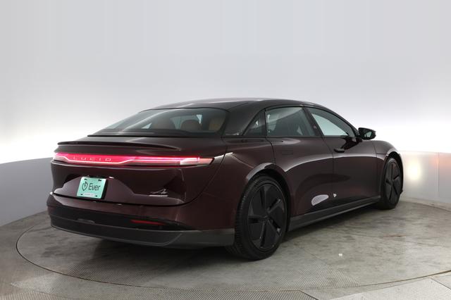 2023 Lucid Air — photo 2 of 21