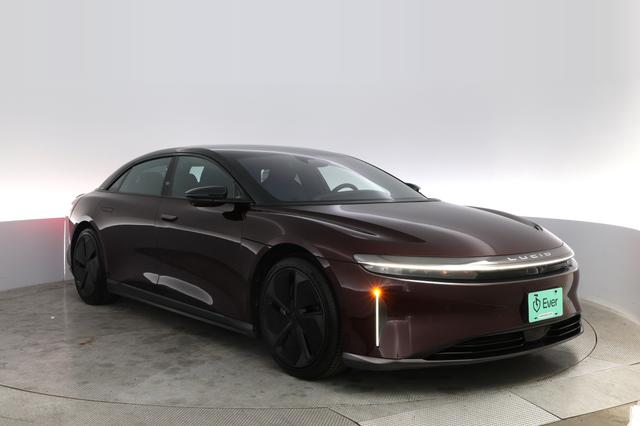 2023 Lucid Air — photo 10 of 21