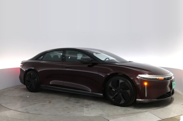 2023 Lucid Air — photo 11 of 21