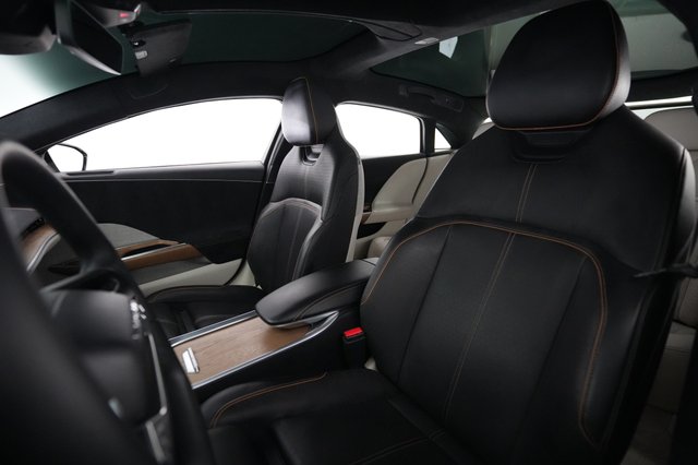 2023 Lucid Air — photo 3 of 21