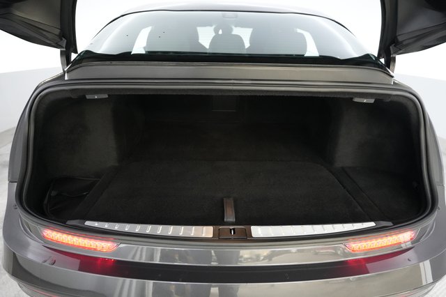 2023 Lucid Air — photo 6 of 21