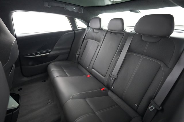 2023 Lucid Air — photo 19 of 21