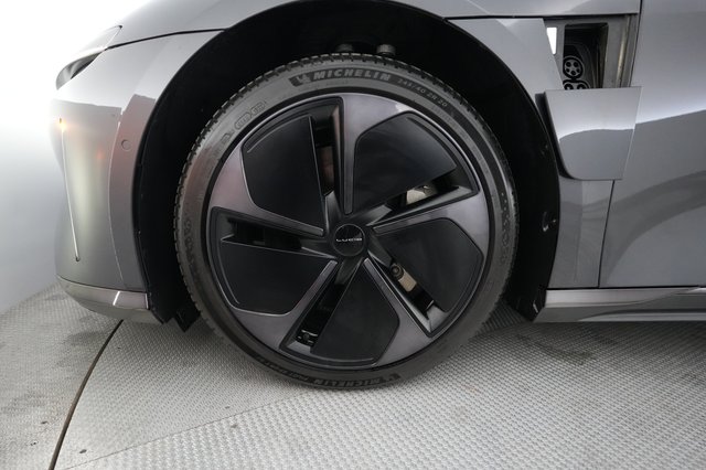 2023 Lucid Air — photo 17 of 21