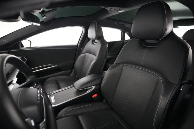 2023 Lucid Air — photo 3 of 21