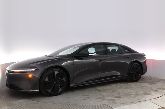 2023 Lucid Air — photo 14 of 21