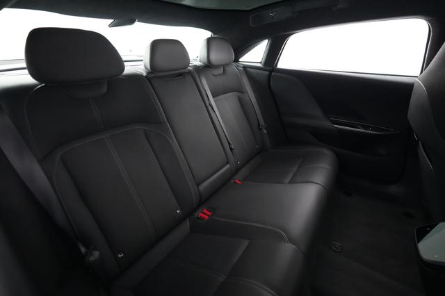 2023 Lucid Air — photo 4 of 21
