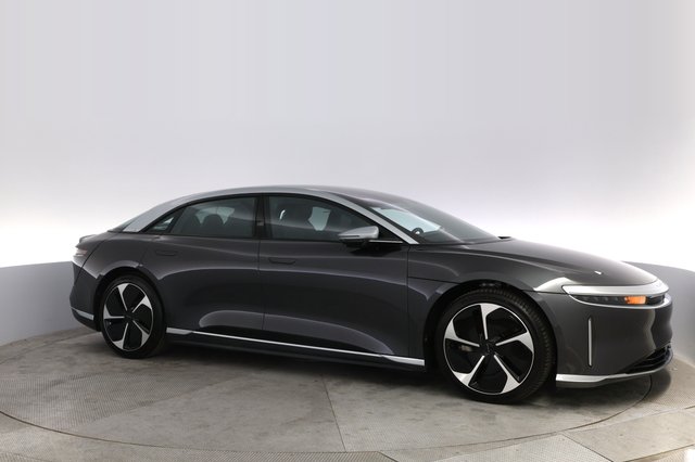 2023 Lucid Air — photo 11 of 21