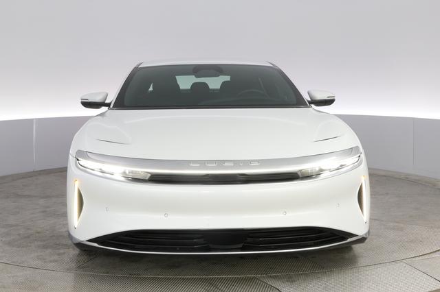 2023 Lucid Air — photo 9 of 24