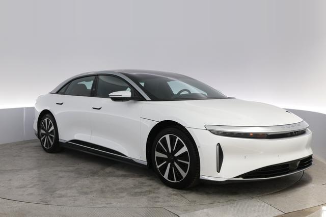 2023 Lucid Air — photo 10 of 21
