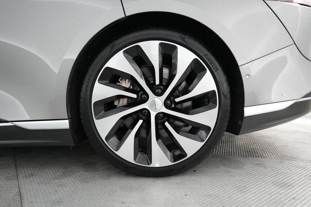 2023 Lucid Air — photo 7 of 21