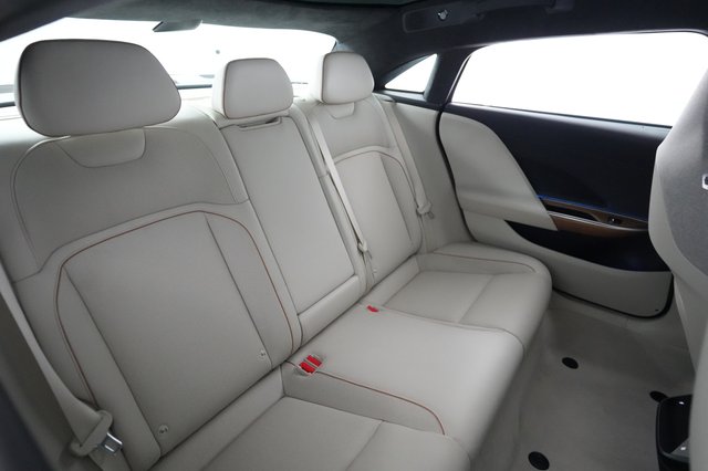 2023 Lucid Air — photo 4 of 21