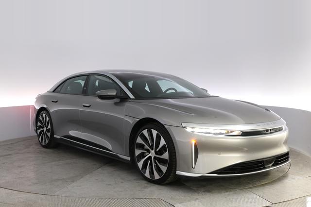 2023 Lucid Air — photo 10 of 21