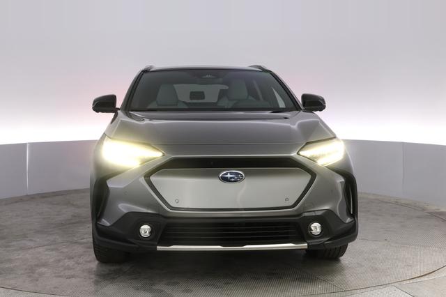 2023 Subaru Solterra — photo 9 of 21