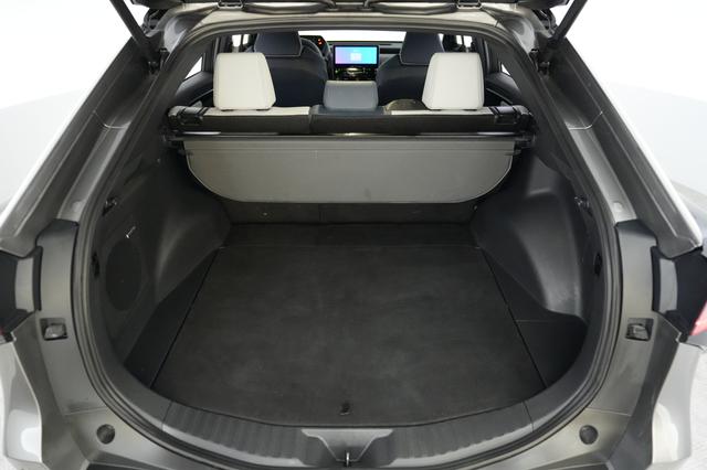 2023 Subaru Solterra — photo 6 of 21