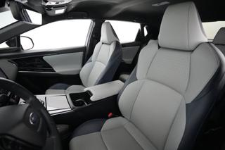 2023 Subaru Solterra — photo 3 of 20