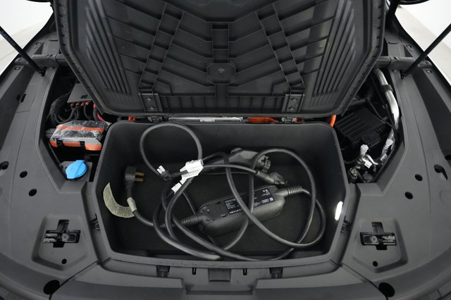 2023 Audi e-tron — photo 20 of 21