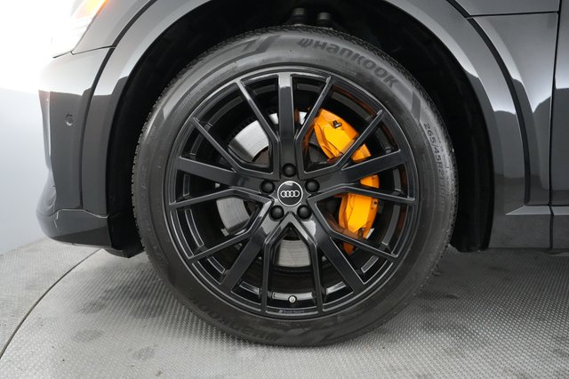 2023 Audi e-tron — photo 15 of 21