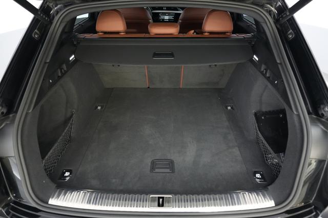 2023 Audi e-tron — photo 6 of 21
