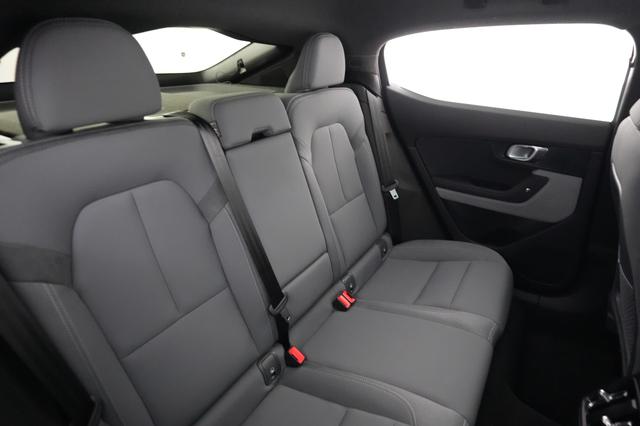 2024 Polestar 2 — photo 4 of 21