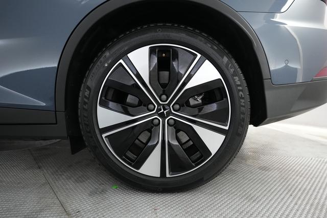 2024 Polestar 2 — photo 7 of 21