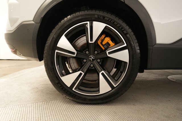 2025 Polestar 3 — photo 17 of 21